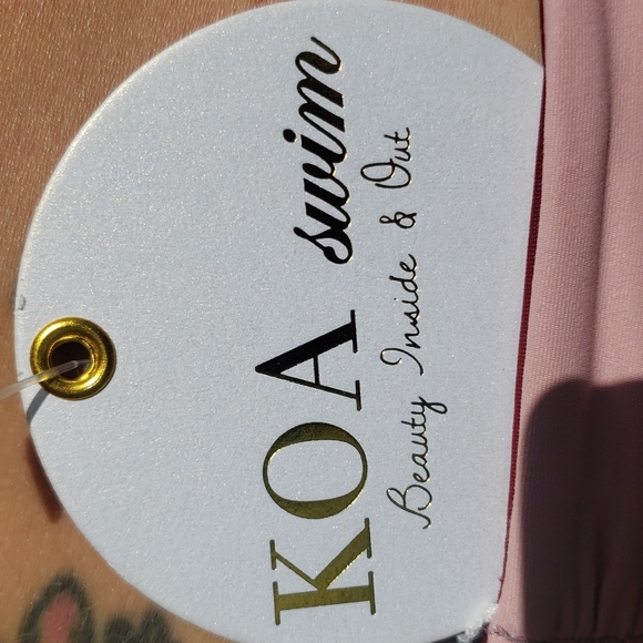 Koa scrunch butt reversible Nairobi blush Bikini bottoms - Picture 4 of 9